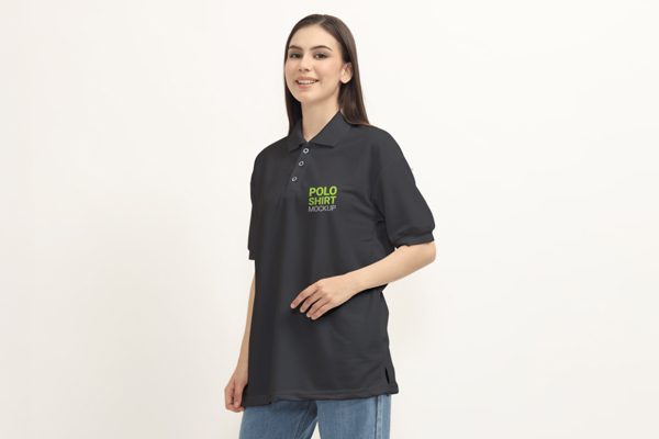 女孩穿在身上的Polo衫样机mockup3组