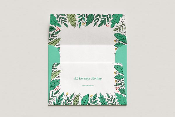 优雅的开襟式 A2 信封样机mockup4组
