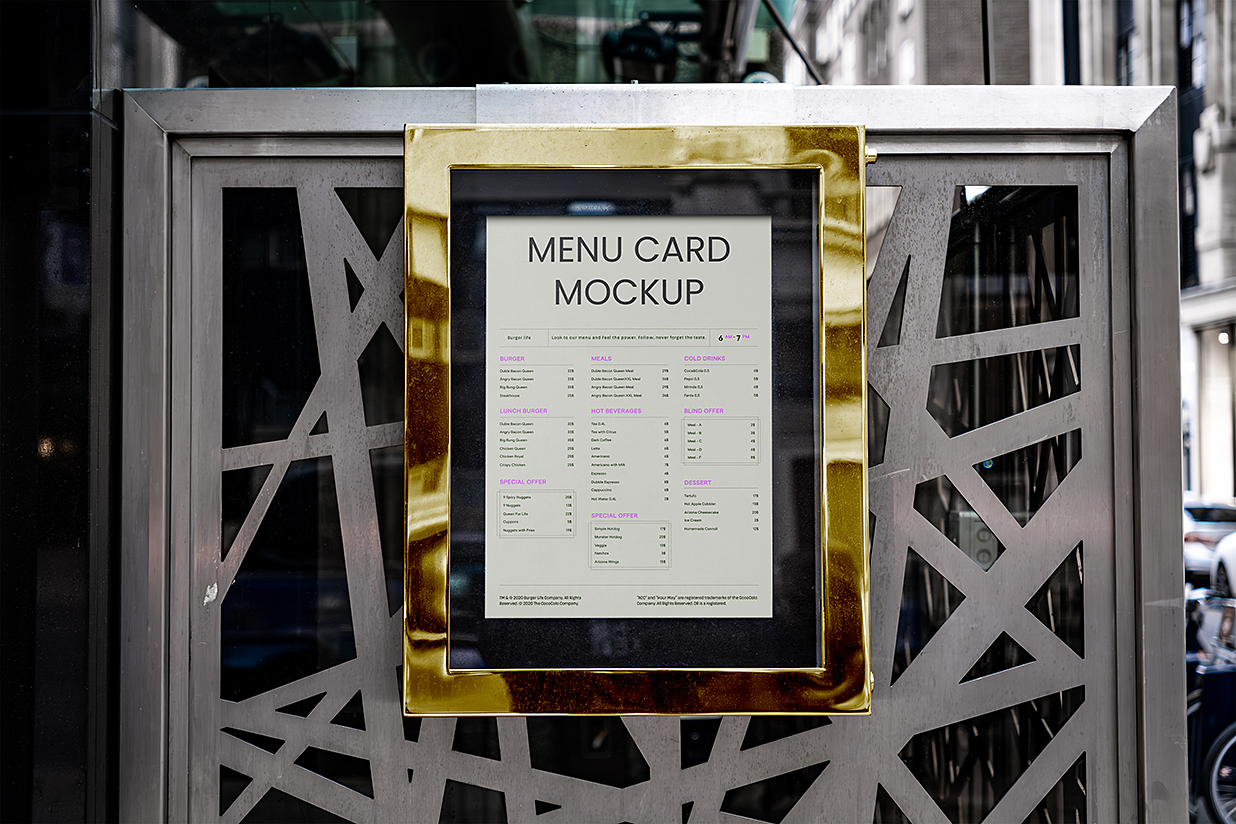 户外金色边框菜单展示牌样机mockup插图